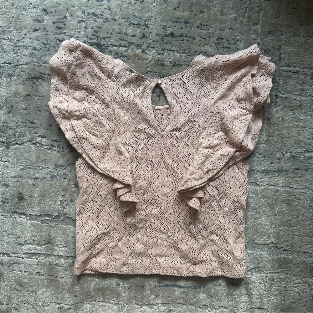 Elegant Lace Ruffle Top - Picture 5 of 8